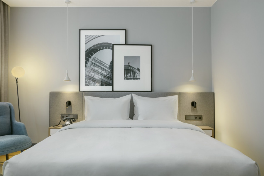 Radisson brand image 44356