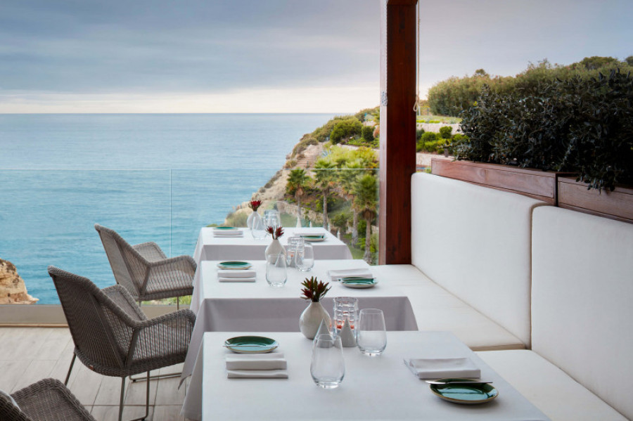 Tivoli carvoeiro nuevo chef carta y decoracion the one restaurant exterior 39379