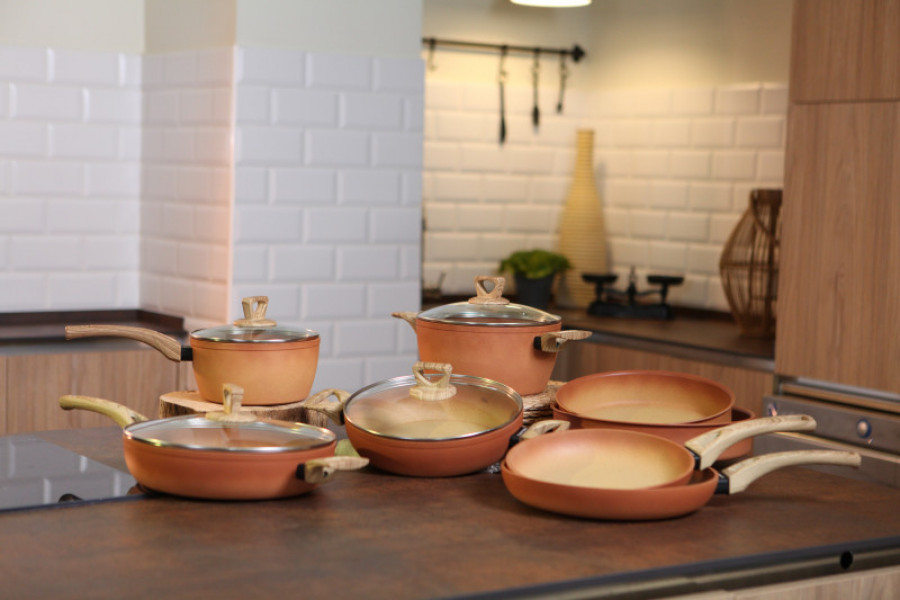 Amercook llega a espana con nueva linea gama terracotta 38683