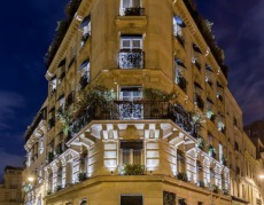 Ndp fachada noche 33796