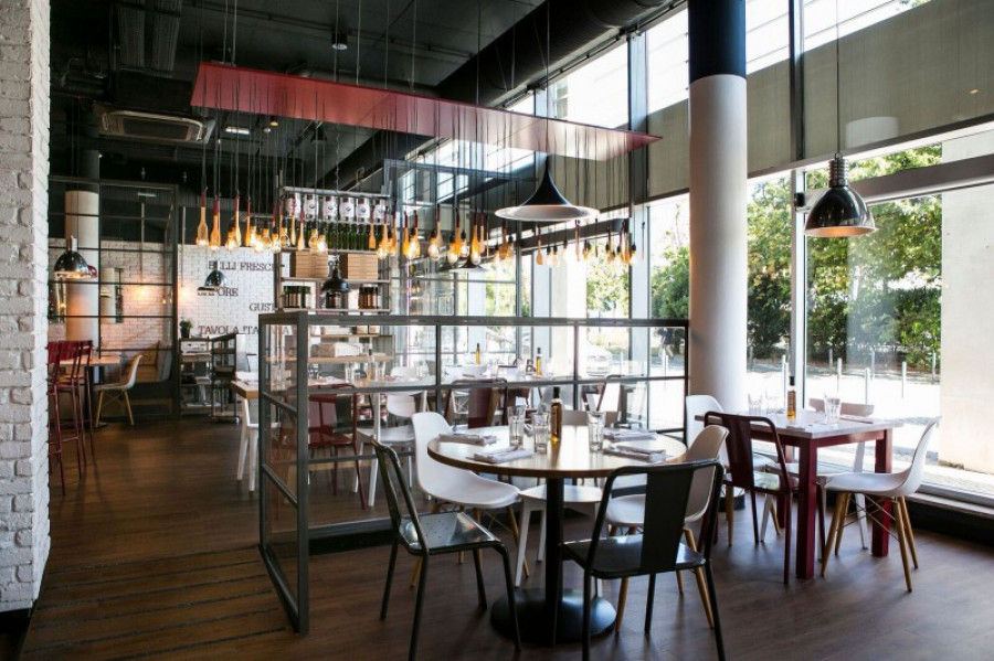 Ginos portugal interior 32362