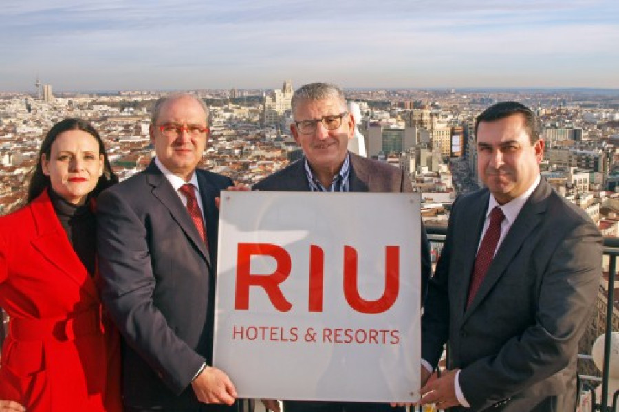 Riubrandlaunch 28979