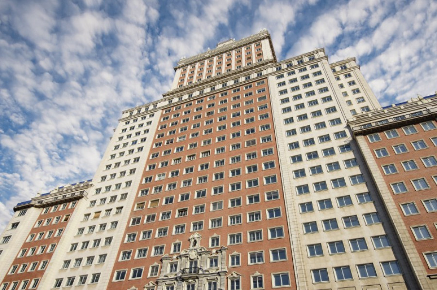 Edificioespana madrid123rf 20997 24205