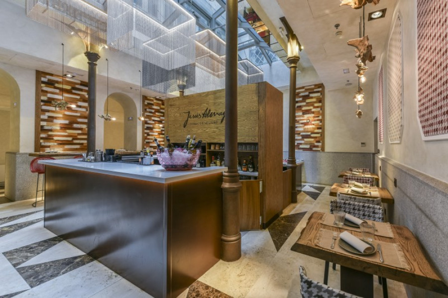 Mad canseco bar by jesus almagro 22248