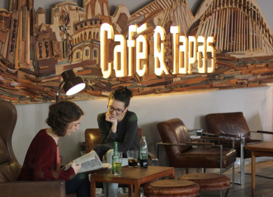Cafe tapas granvia madrid 14015