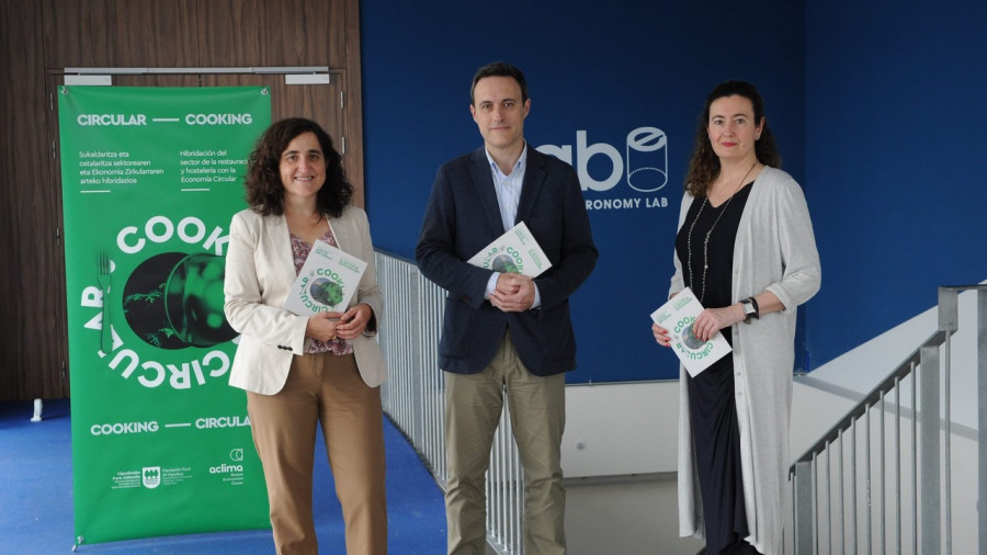 IZDA DCHA ACLIMA Olga Martin DIPUTACION Jabier Larranaga BCCINNOVATION Begona Rodriguez (1)