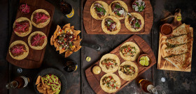 Bodegón platos de MXRR de Roberto Ruiz