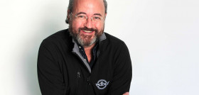 Octavio Llamas   CEO de redbar