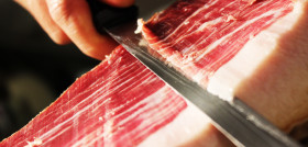 Red meat salt cured meat flesh meat food beef 1626298 pxhere