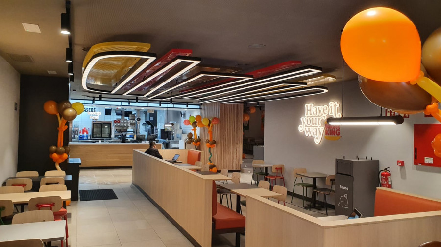 NP Burger King® reabre, con una nueva imagen, uno de sus restaurantes emblema de Sevilla 1