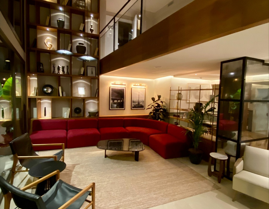 Hotel Via Sants Barcelona Tapestry Collection by Hilton
