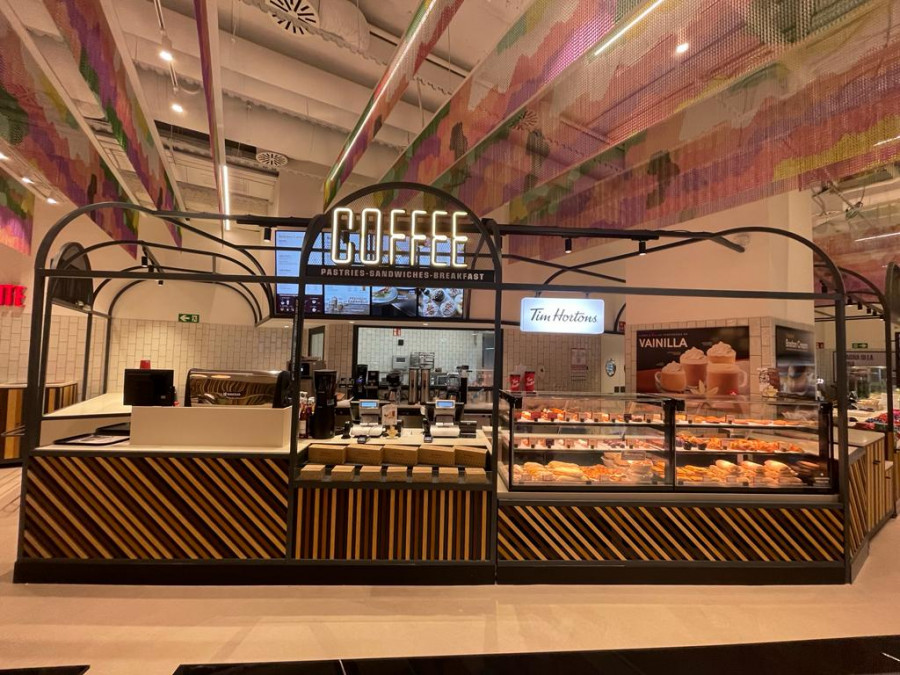 Tim Hortons abre una cafetería en el aeropuerto de Valencia