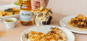 Tacos Don Manolito sincronizada ternera y queso h