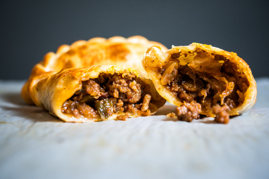Empanada de carne TBA