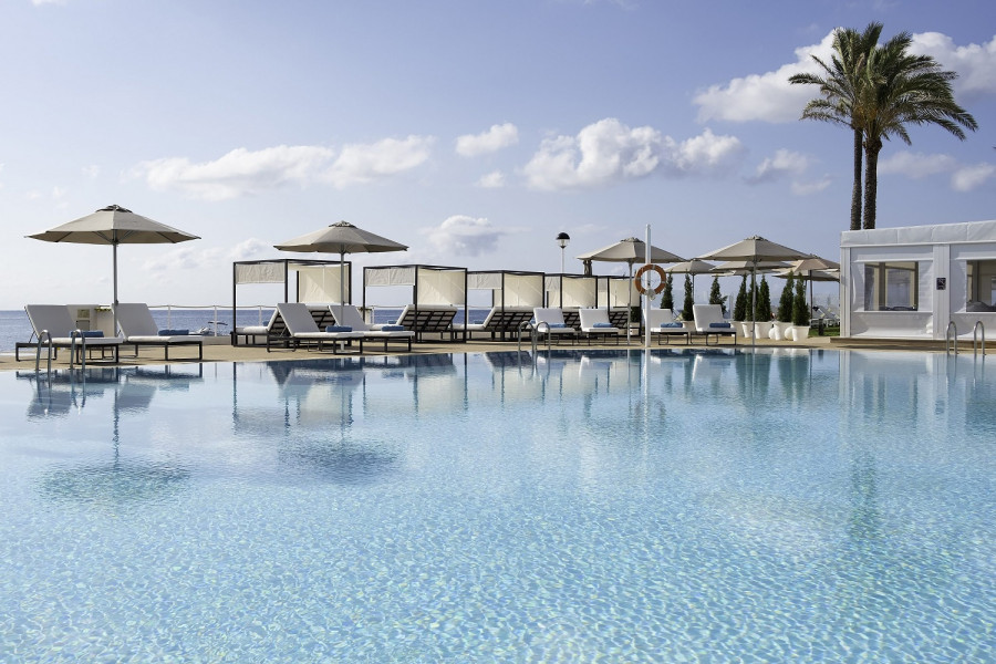 ASMEN Puro Beach Club Pool3 RSRT low