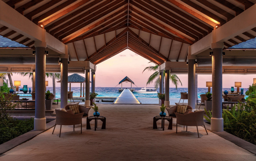 NH Collection Maldives Havodda Resort   Lobby