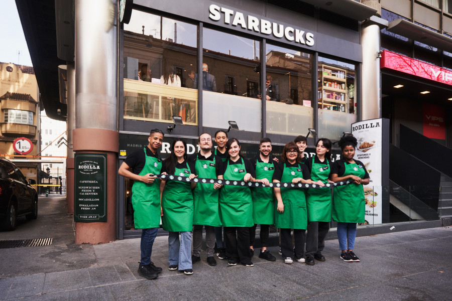 STARBUCKS SERRANO 41 025