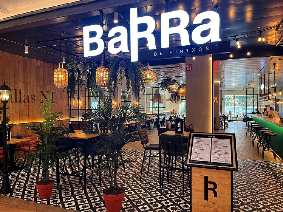 IMAGEN BARRA DE PINTXOS EL CORTE INGLÉS DE SAN JOSÉ DE VALDERAS