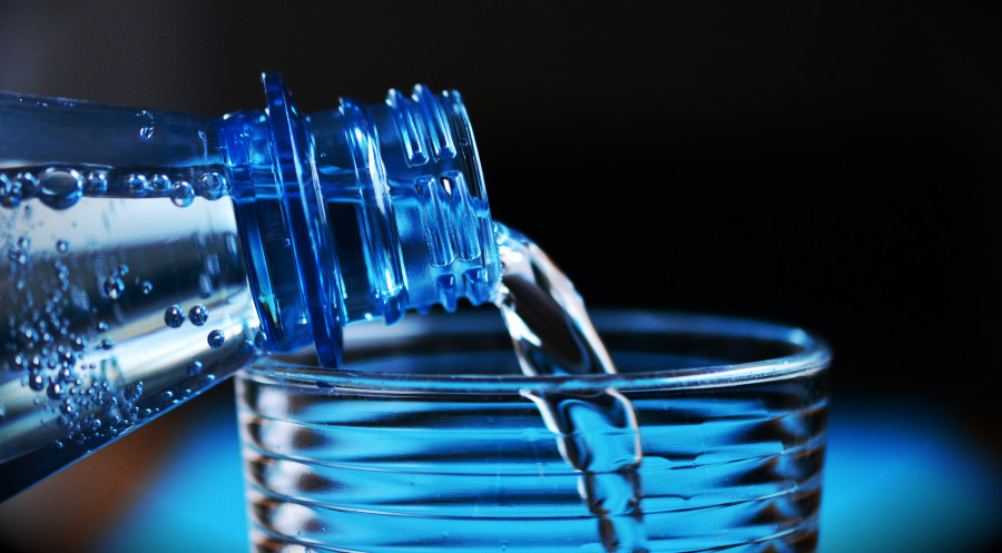 Liquid light glass drink bottle blue 1191485 pxhere