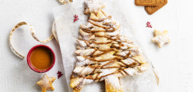 PASTRY TREE WITH BISCOFF 204   16x9