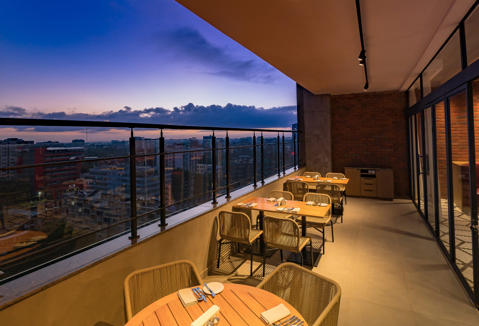 NBORN P0078 Eat Alfresco