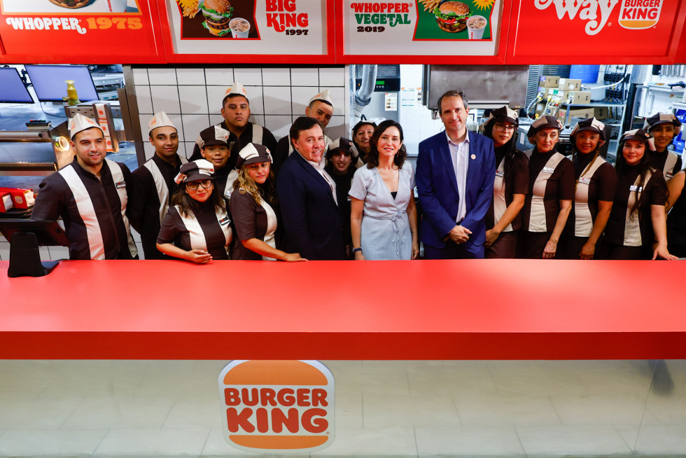 NP BK 50 Aniv Acto 1 02