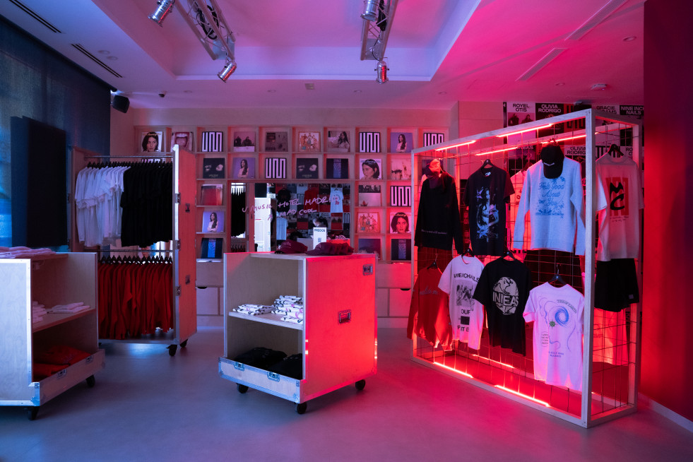 UMusic Shop Mad Cool (1)
