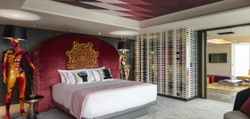 Nhow Lima Room Presidential Suite Desing Colorful Roof Manequin Lamp